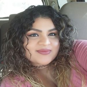 Meet your Posher, Noemi